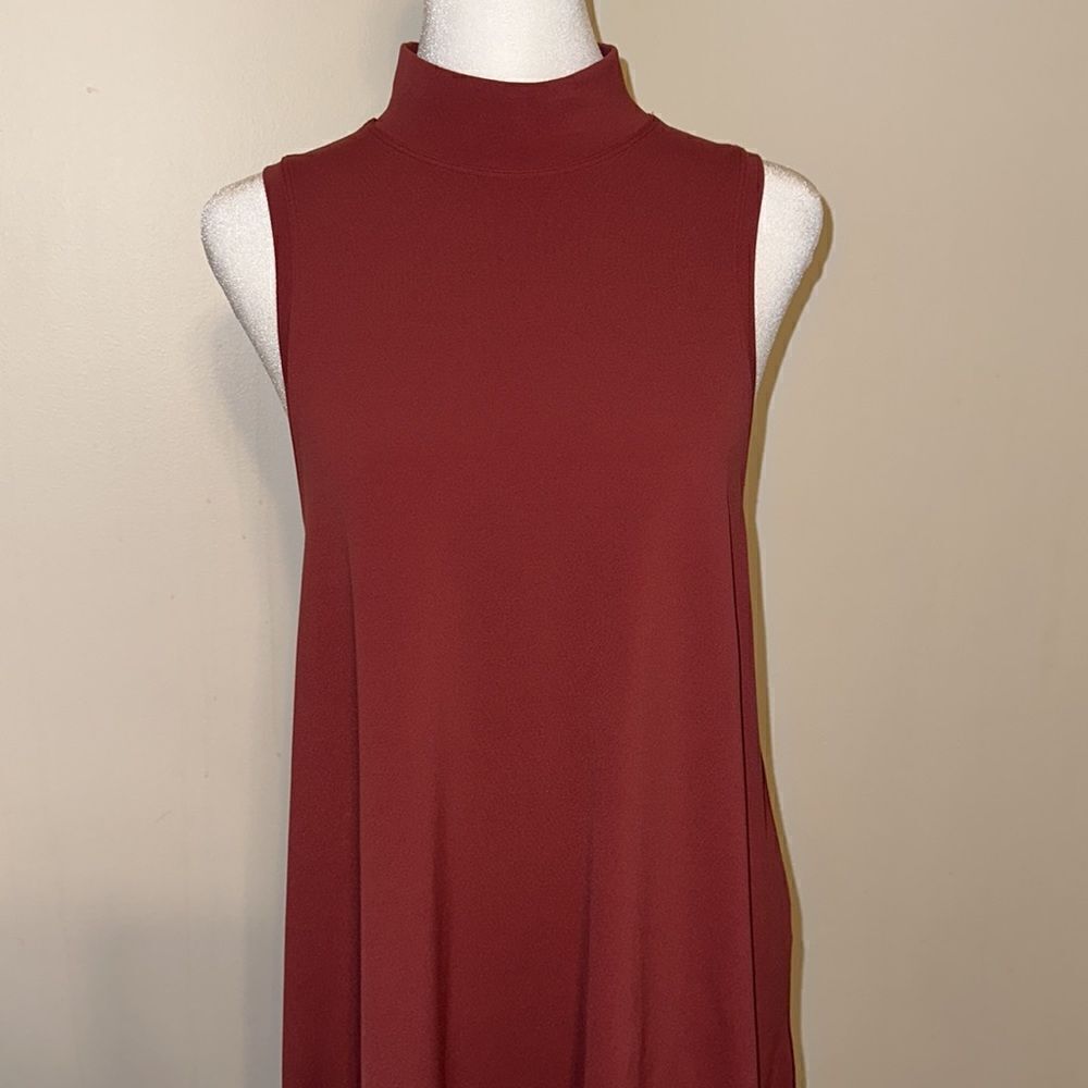 lululemon 4-6 Mauve Relaxed Fit Mock Neck On thr Move Sleeveless Athletic Dress - Picture 3 of 8